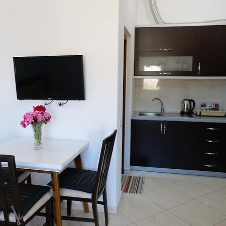 Vila Ervin Second Floor Ksamil Dış mekan fotoğraf
